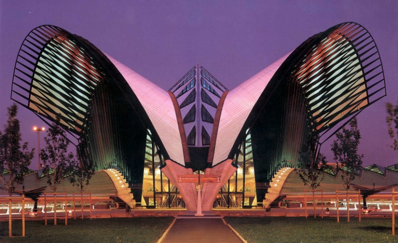 AÈroport Lyon-Saint ExupÈry Gare mauve.jpg_800